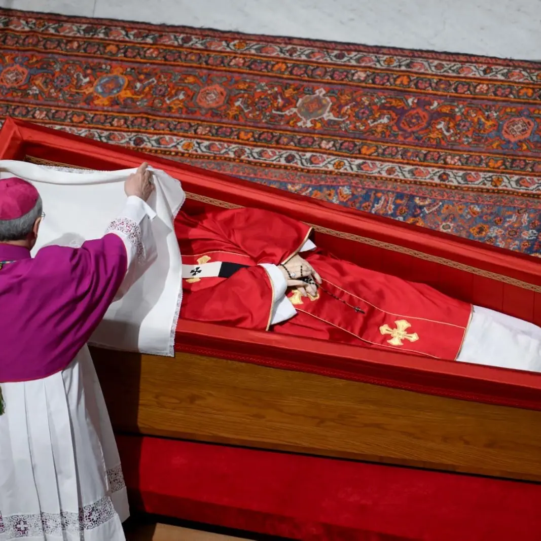 Oggi l'ultimo saluto a Papa Francesco: ecco tutti i passaggi del rito funebre