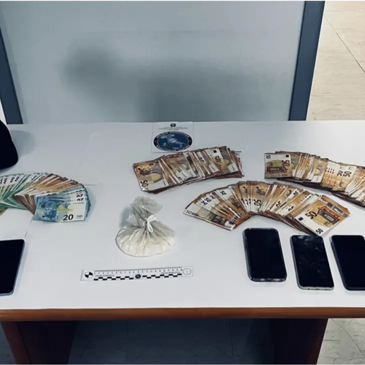 Operazione antidroga della Polizia: tre arresti e sequestro di cocaina ad Alghero