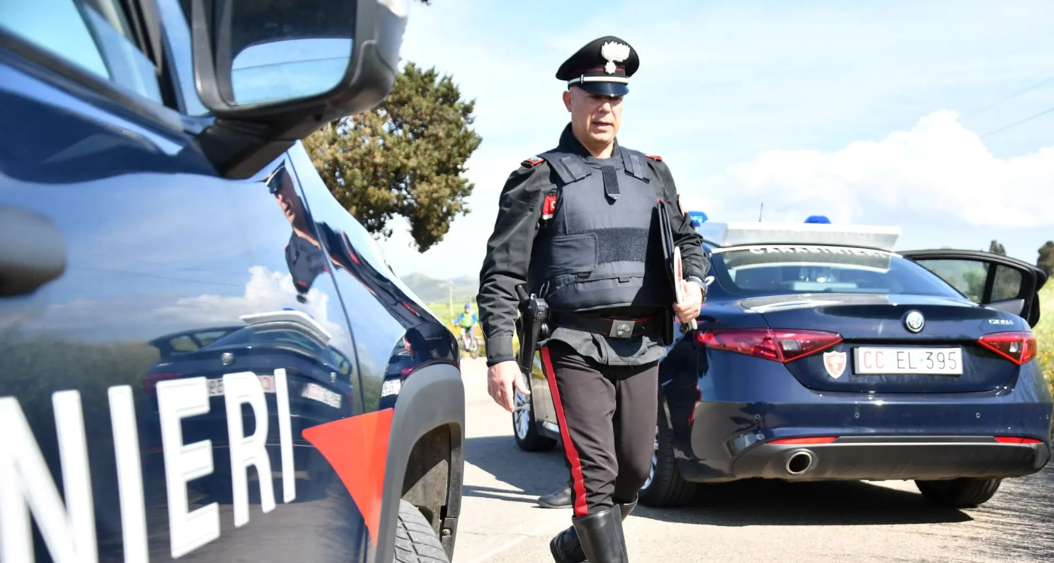 Fermato con uno spinello spintona i carabinieri e tenta fuga: arrestato a Iglesias