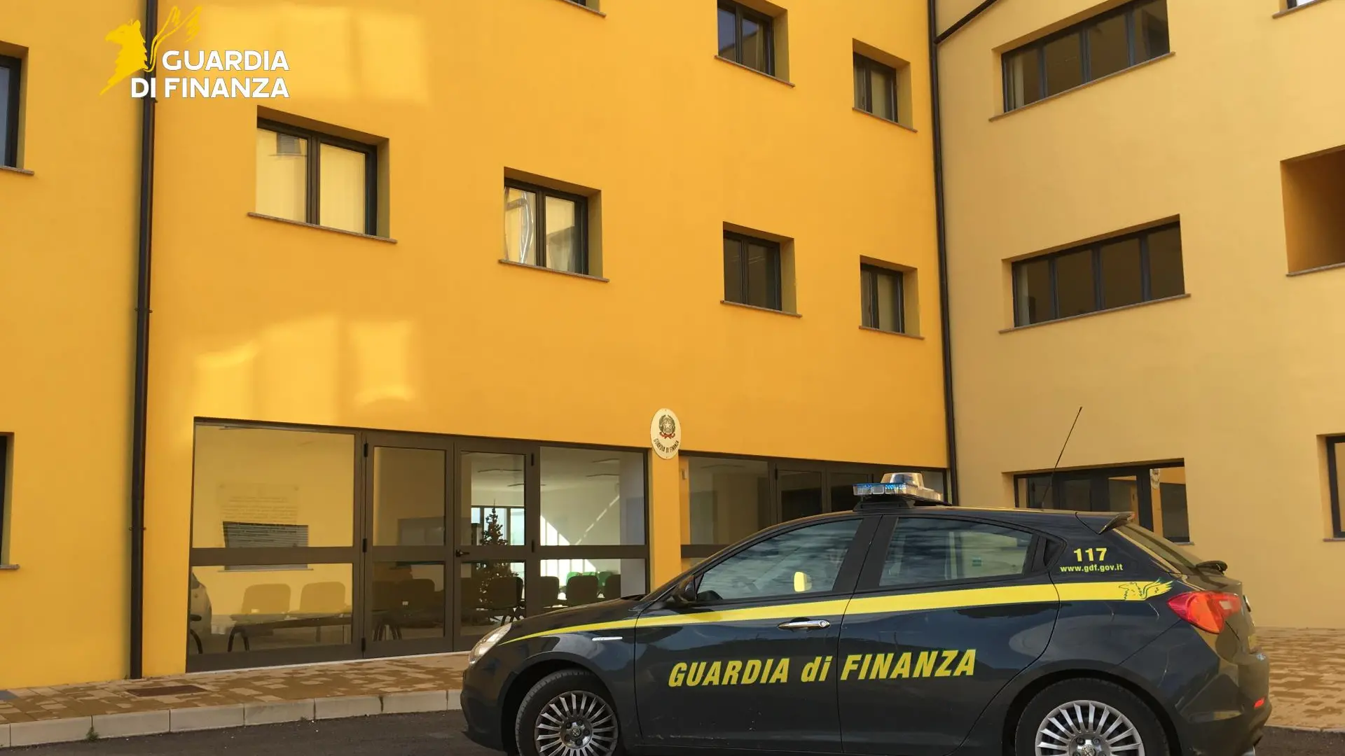 Irregolarità fiscali: chiuso bar tabacchi a Palau dopo un'ispezione della Guardia di Finanza