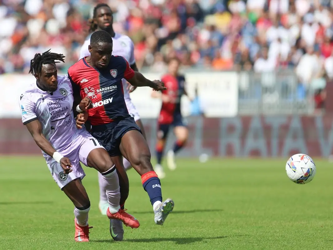 Cagliari-Udinese 1-2, rinviata la festa salvezza
