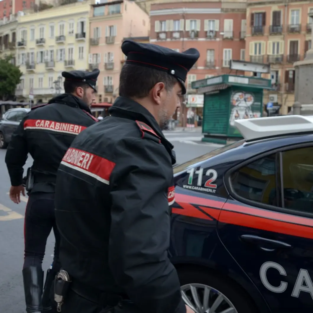 \"Una lama non protegge\". Appello dei carabinieri di Cagliari agli studenti