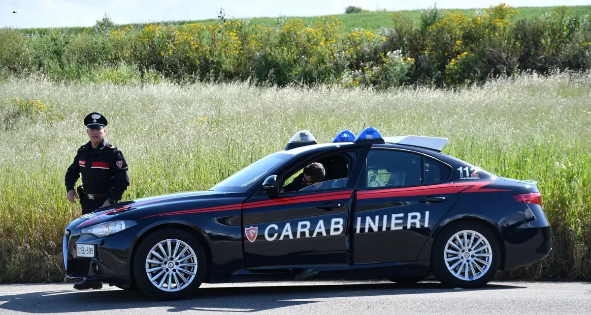 Tensione a Ussaramanna: anziano contesta confini e aggredisce carabinieri
