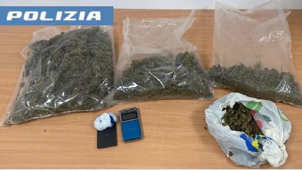 Operazione antidroga a Iglesias: giovane in manette