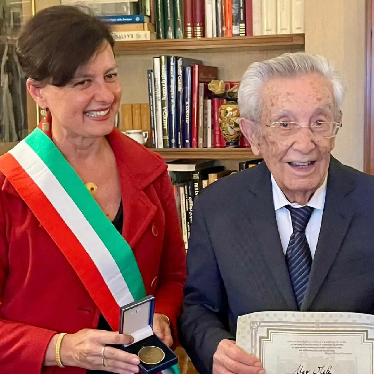 Un nuovo centenario a Cagliari: l'ingegnere Ugo Mele festeggia un secolo di vita