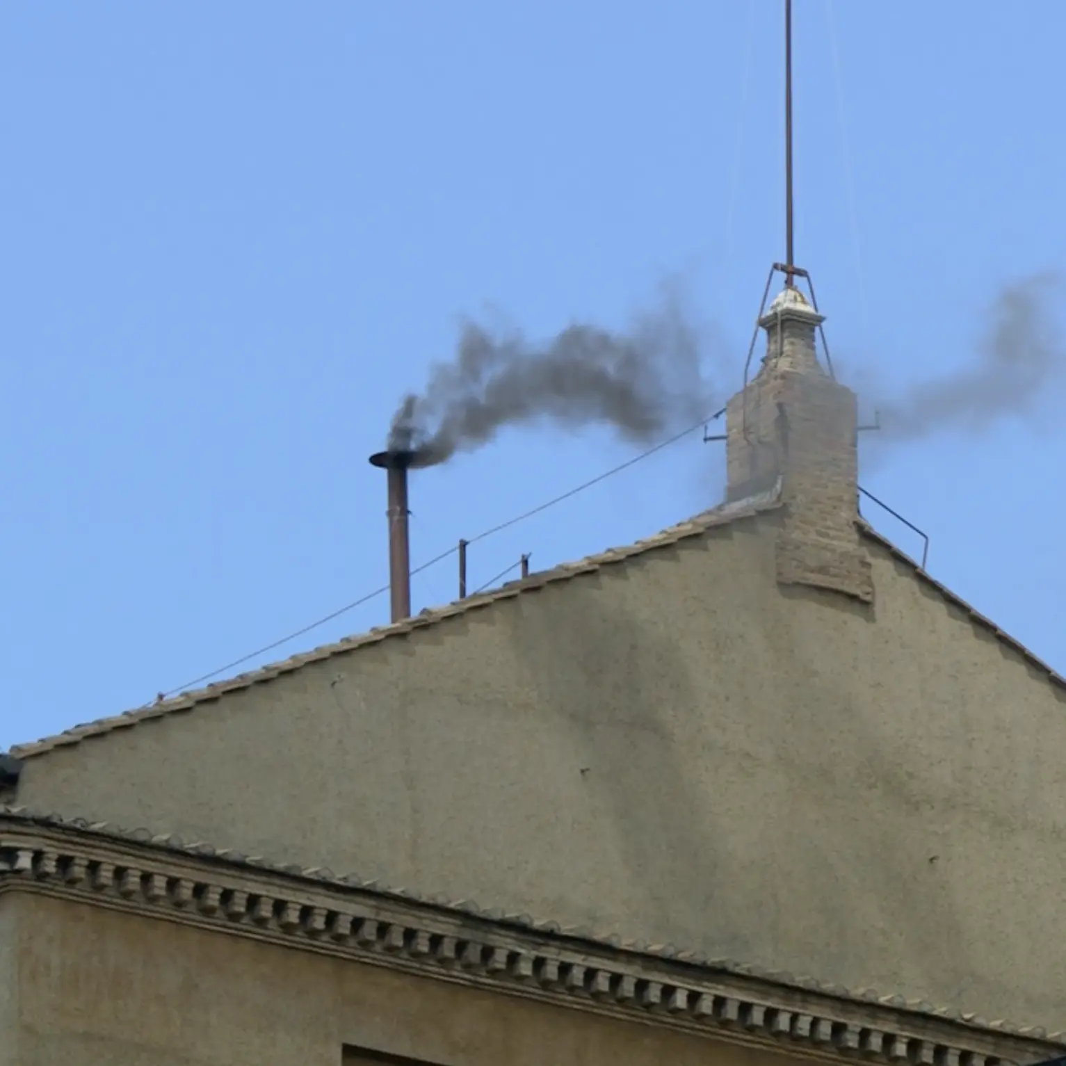Conclave. Seconda fumata nera: non c'è ancora l'accordo