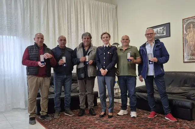 Polizia di Stato, medaglie d'onore per il personale in pensione del C.A.I.P. ad Abbasanta
