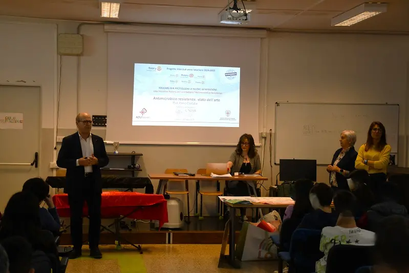 Prevenzione a scuola: il progetto sull'igiene delle mani arriva a Sassari