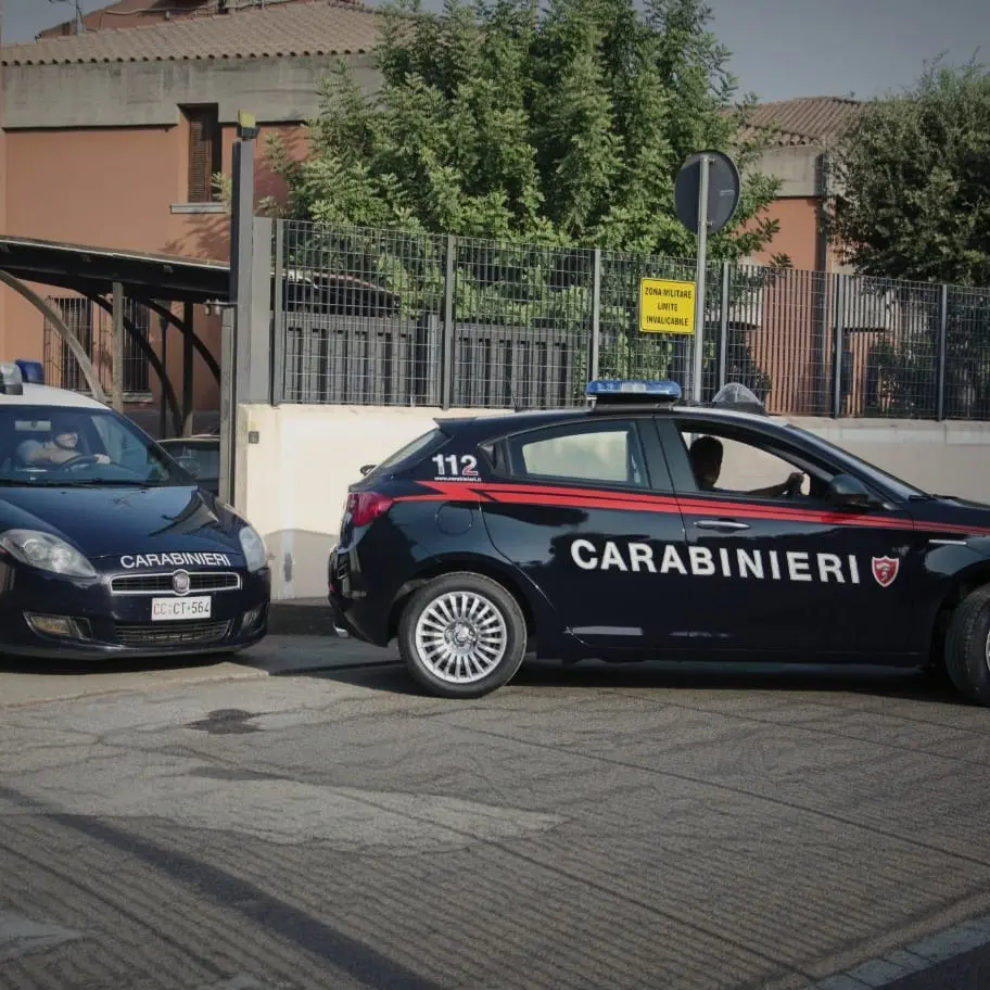 Anni di maltrattamenti alla famiglia: arrestato operaio a San Nicolò Gerrei