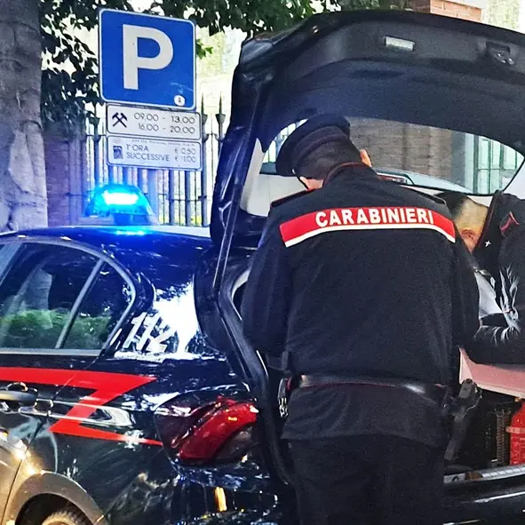 Recidivo alla guida senza patente e dopo aver bevuto: denunciato a Uta
