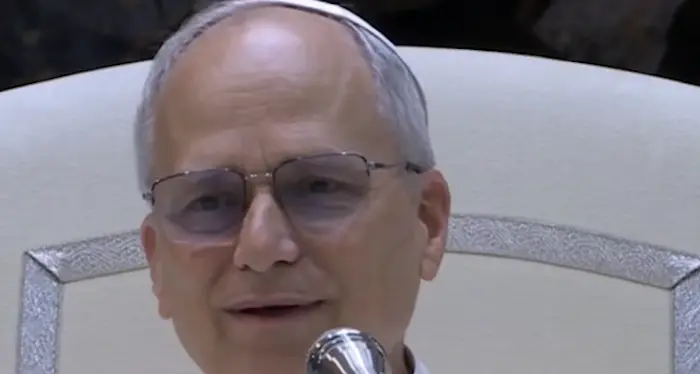 Papa Leone XIV incontra i giornalisti: “Siate operatori di pace”