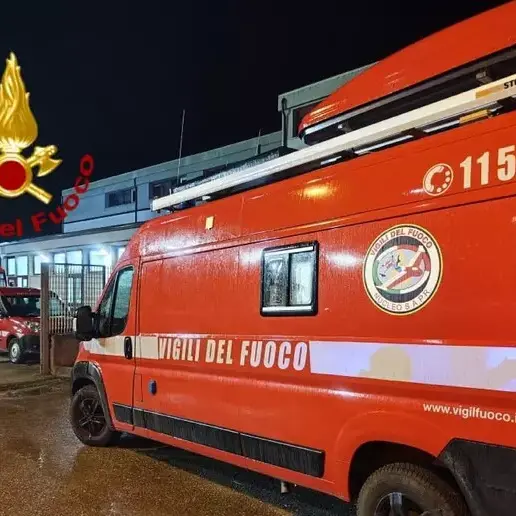 Attentato incendiario ad un'auto nella notte ad Alghero