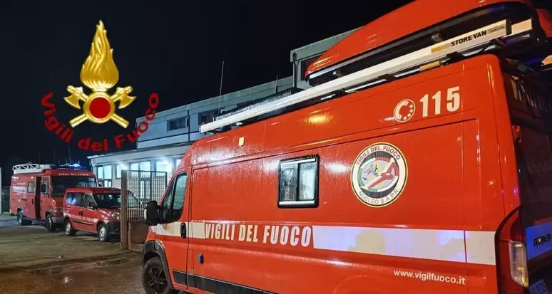 Attentato incendiario ad un'auto nella notte ad Alghero