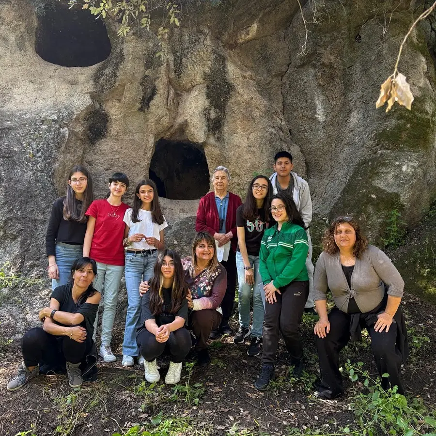 \"S'Incantu de sos pitzoccos\": gli studenti portano in scena il mito delle Janas a Sedilo
