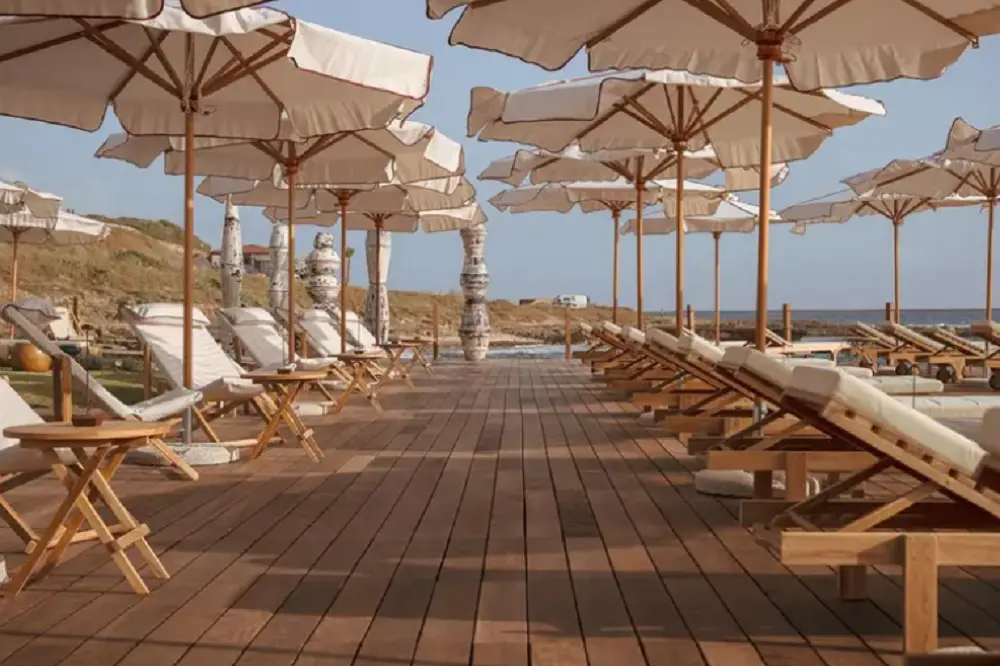 Nuovo sequestro per il beach club A-Mare ad Alghero: risponde la società