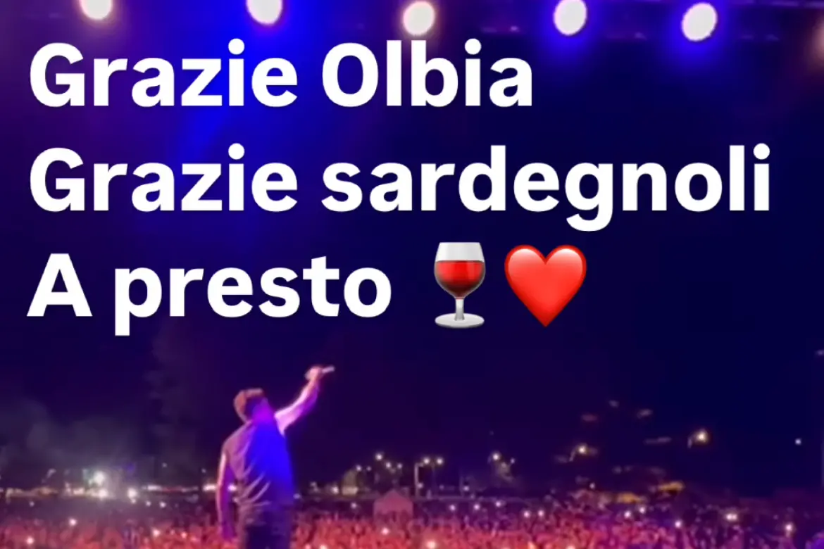 <p>Foto Instagram Fabrizio Moro</p>\\n