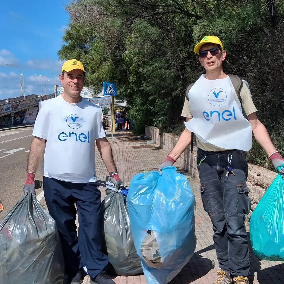 Successo per l'operazione \"park litter\" a Cagliari: raccolti oltre 1100 kg di rifiuti