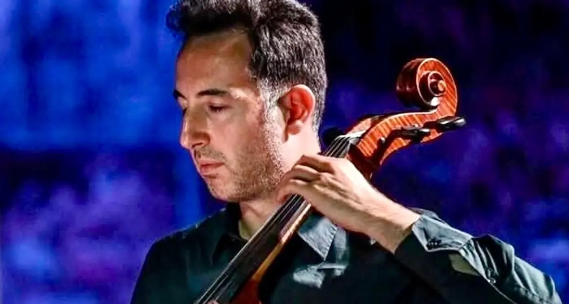 Addio a Francesco Abis, il violoncellista sassarese scomparso a 39 anni