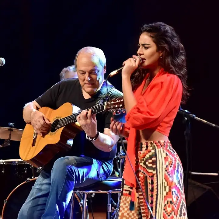 Toquinho incanta Cagliari con un viaggio musicale di 60 anni