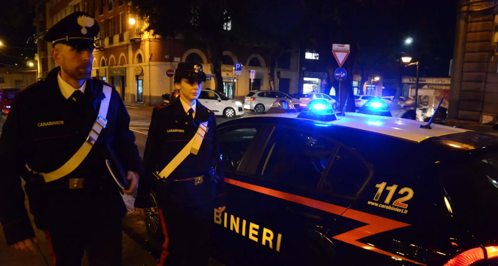 Hashish, coltello e mazza da 70 cm nel baule: raffica di denunce a Quartu, Sestu e Monserrato