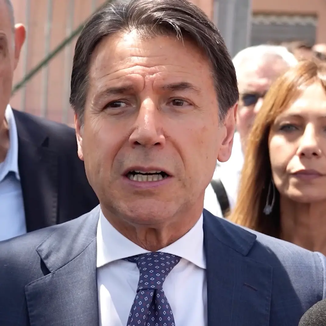 America Party, Conte: “Il partito americano è già stato creato in Italia da questo governo”