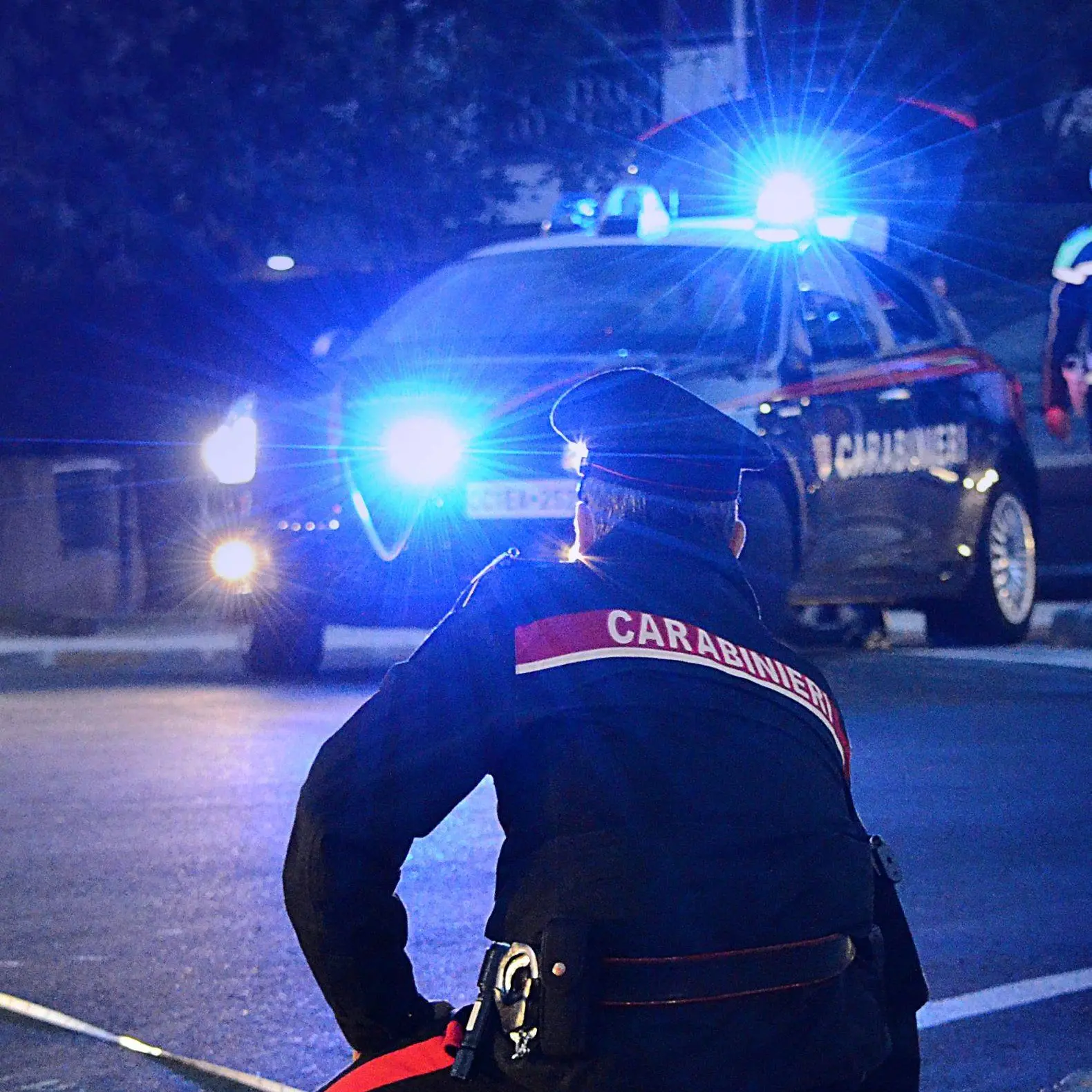 In vacanza a New York scopre ladro nella sua casa a Cagliari grazie all'alert sul telefono