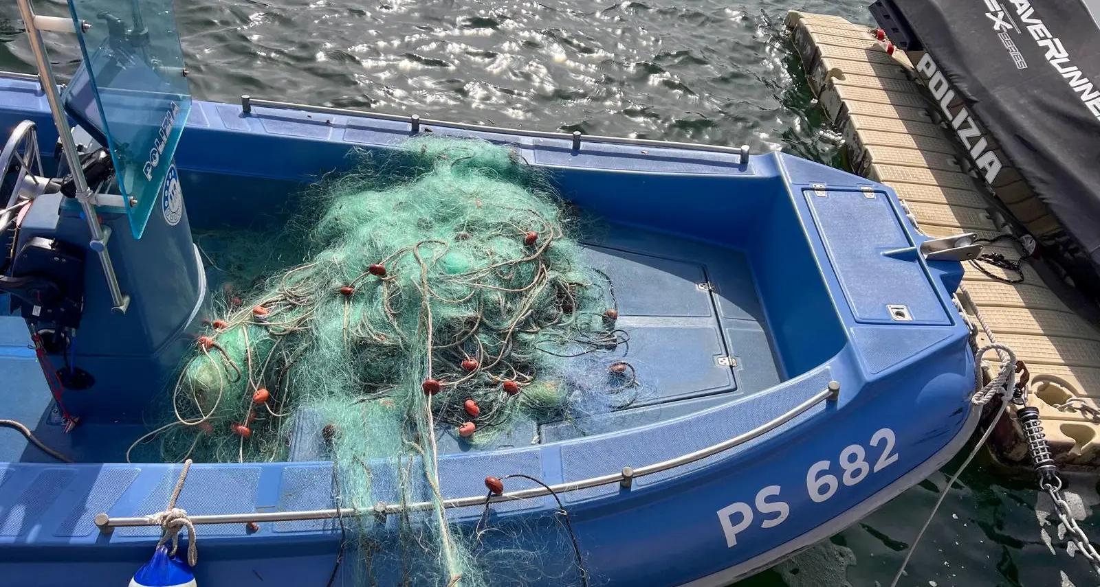 Reti da pesca abusive nell’Area Marina Protetta a Cabras, scatta il sequestro