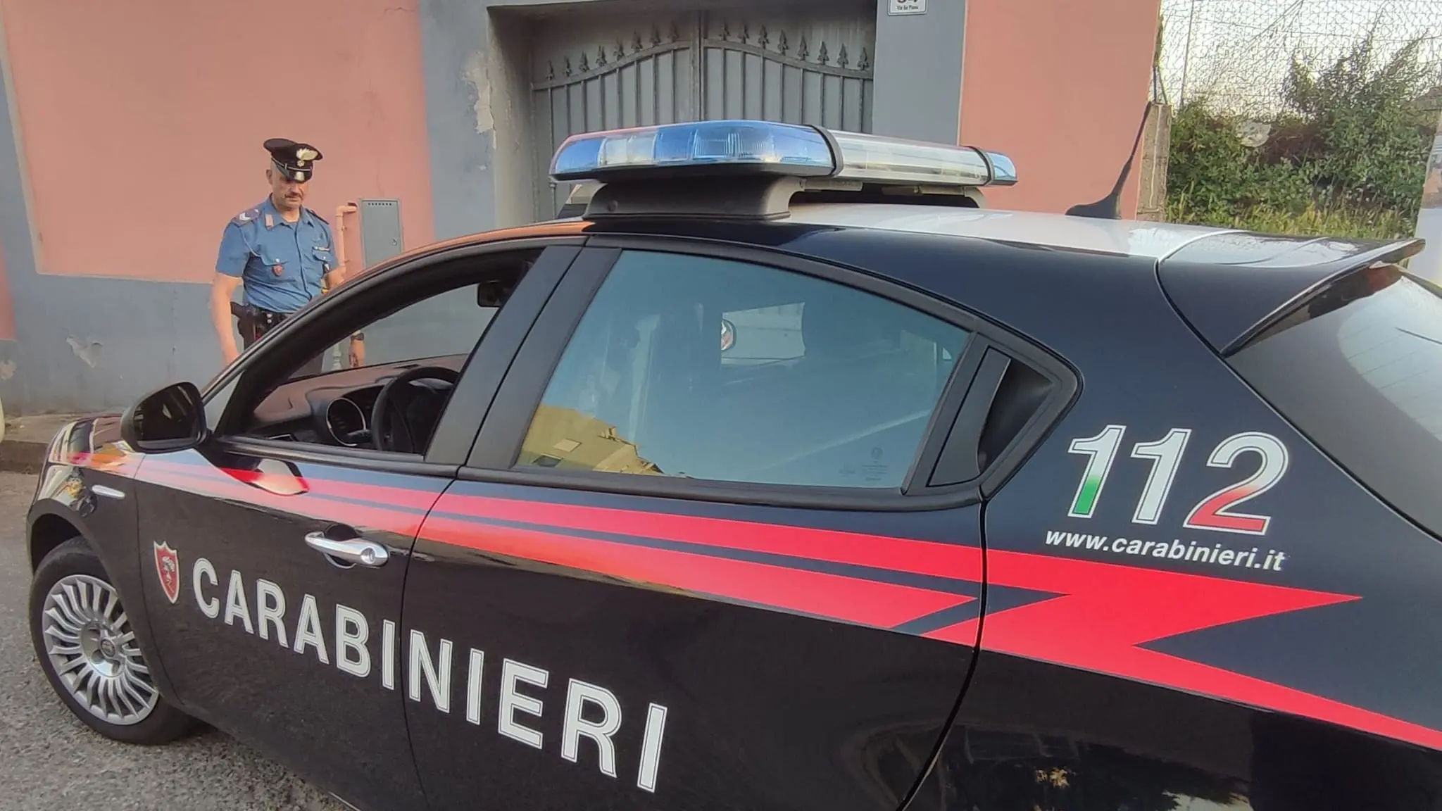 Maltrattamenti ed estorsione di denaro alla madre: arrestato a Muravera