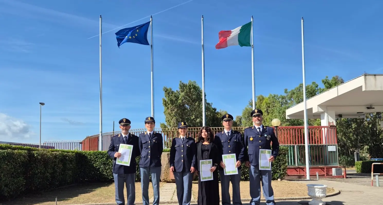 Eccellenza e dedizione: premiati quattro agenti al C.A.I.P. di Abbasanta