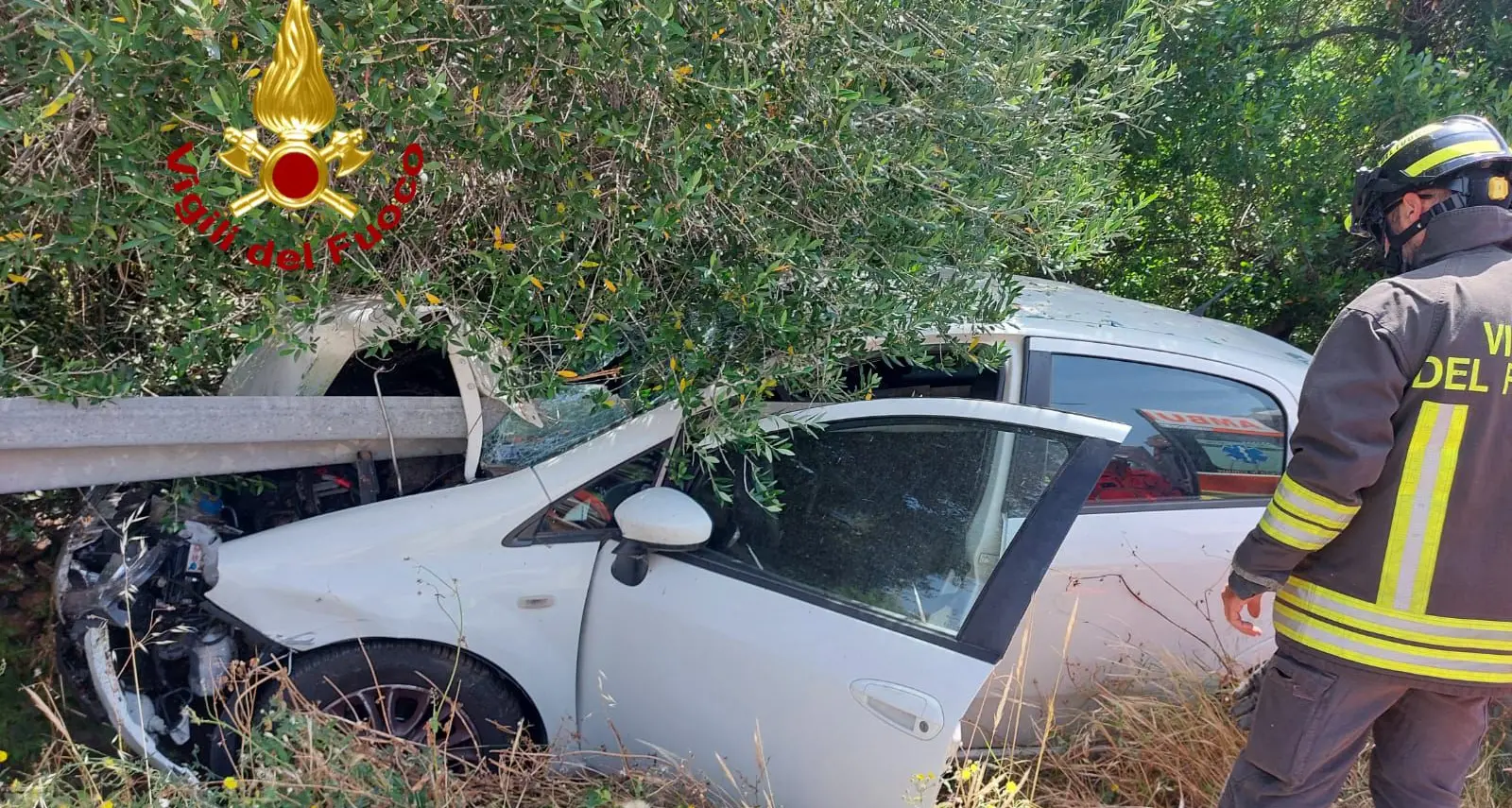 Incidente a Budoni: a bordo due persone, si valuta elisoccorso