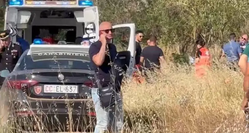 Non si fermano al posto di blocco, sparatoria dopo la fuga: morto un carabiniere a Brindisi