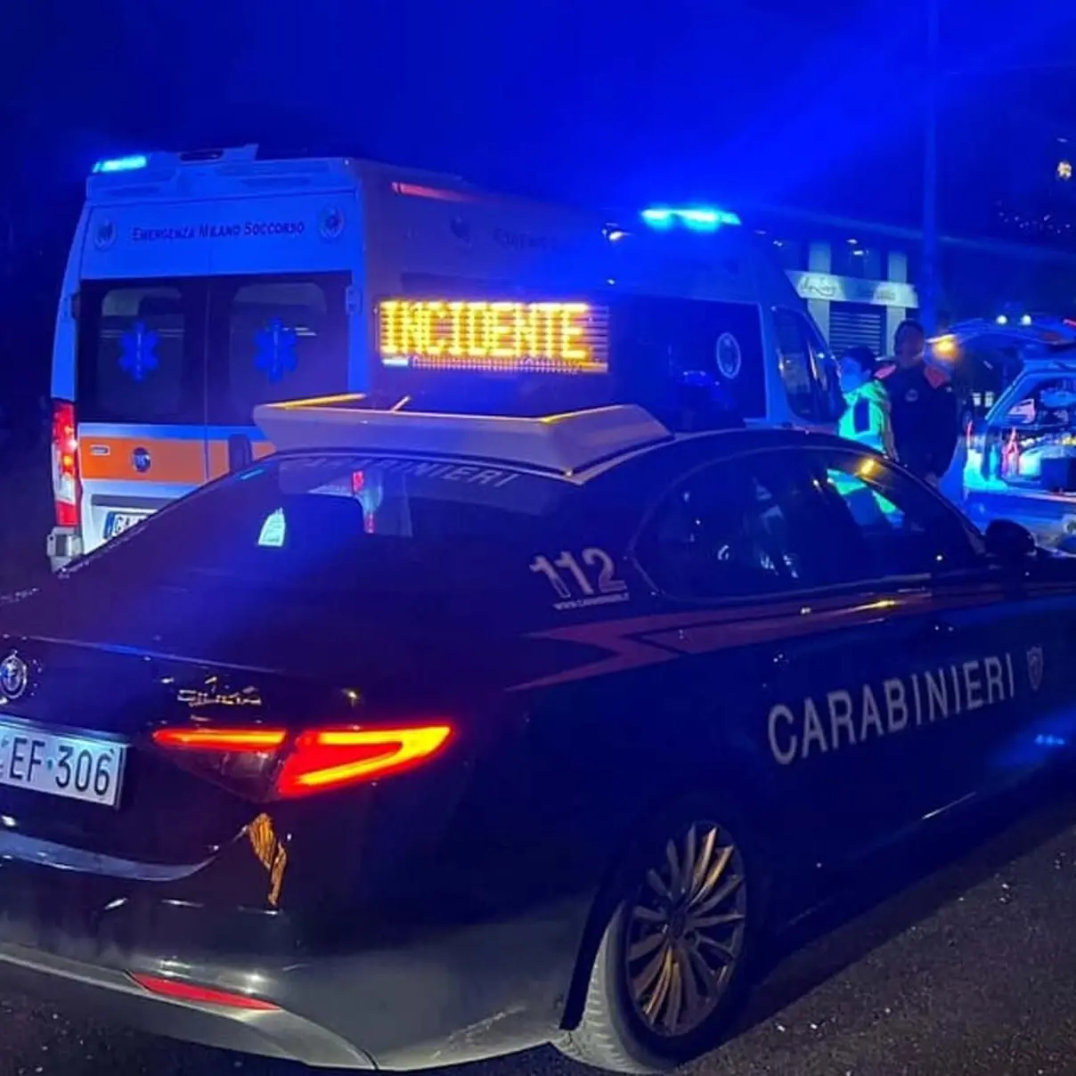 Violento scontro tra due auto a San Vito, quattro persone ferite