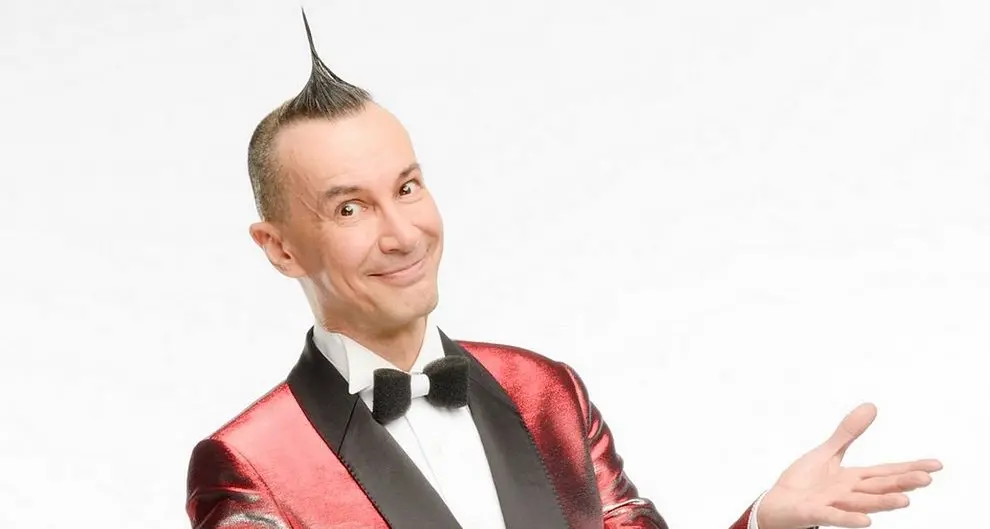 Standing ovation per Arturo Brachetti a Cagliari: il trasformismo che emoziona