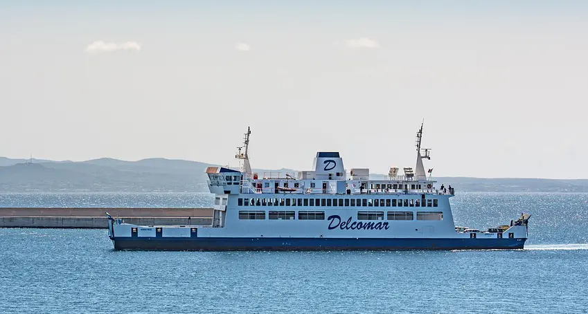 Delcomar ed Ensamar vincono la gara per i collegamenti con le isole minori