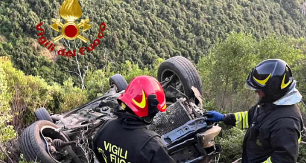 Incidente a Olzai: auto fuori strada, interviene l'elisoccorso