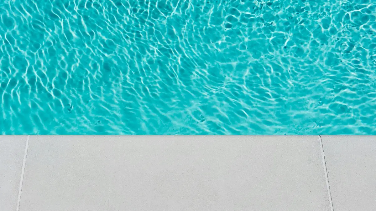 Risucchiato dal bocchettone in vasca idromassaggio: dichiarata morte cerebrale per il 12enne