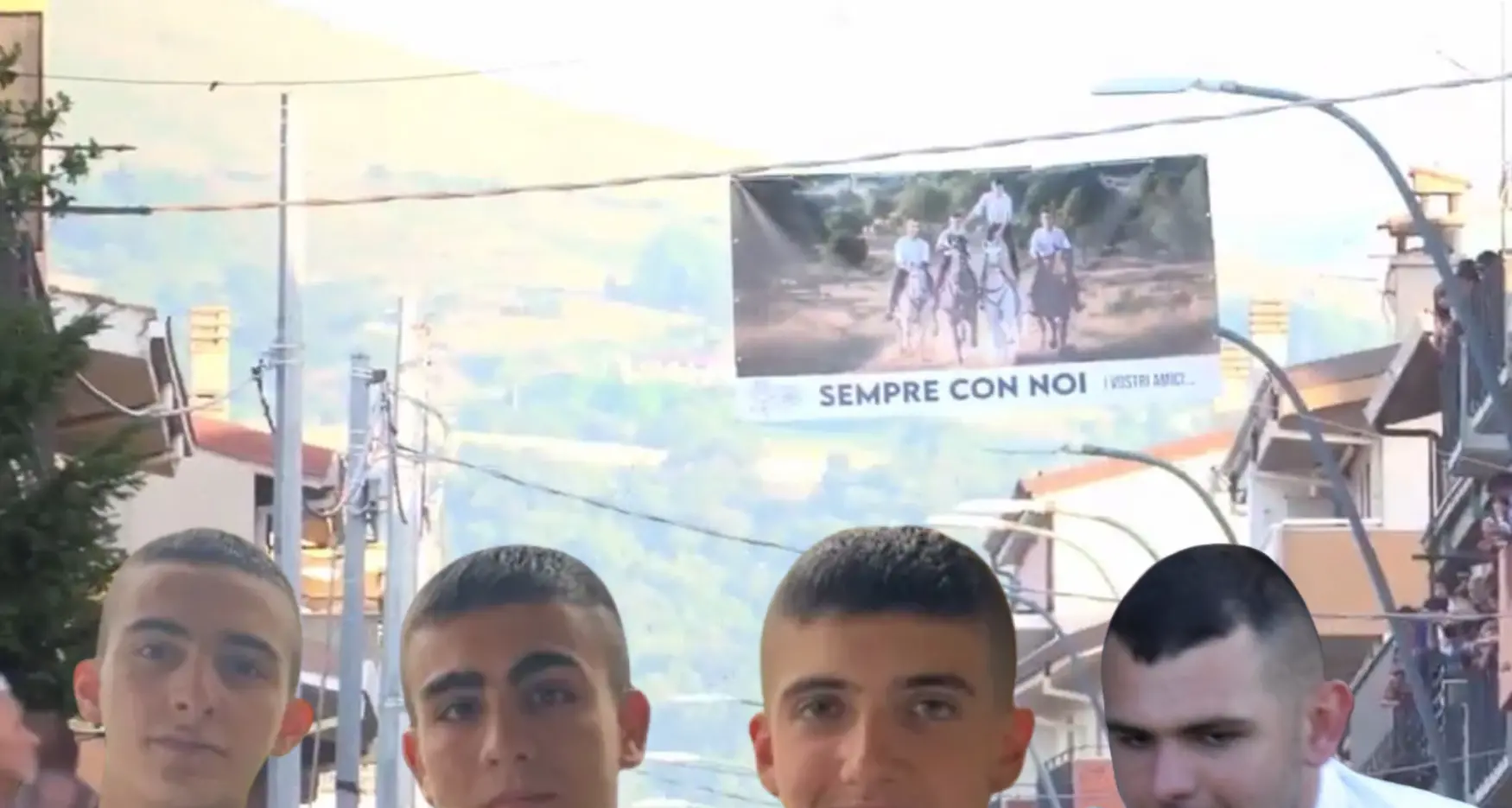 Nel giorno di San Giovanni, Fonni ricorda i quattro giovani morti a ottobre: \"Sono i nostri angeli\"