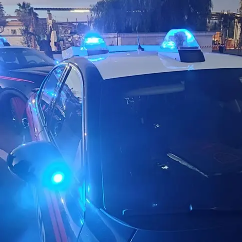Lite tra vicini degenera a Sarroch, spunta un coltello e si feriscono entrambi