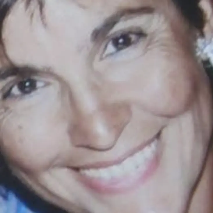 Donna uccisa da una ruspa in spiaggia: arrestato l'autista