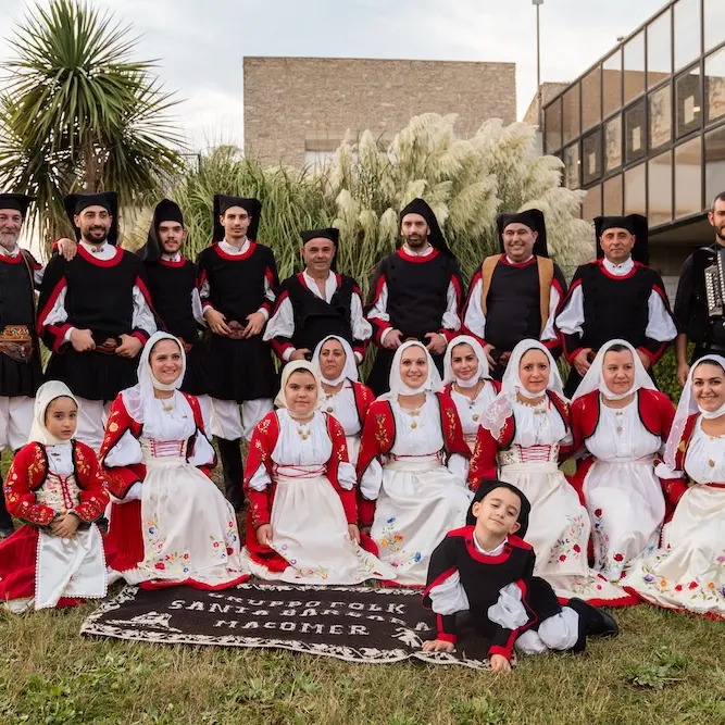 Festival del Folklore a Macomer: evento speciale per il 50° anniversario del Gruppo Folk S. Barbara