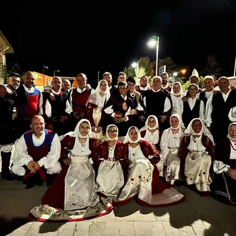 Il gruppo Folk Santa Barbara di Macomer celebra 50 anni di storia