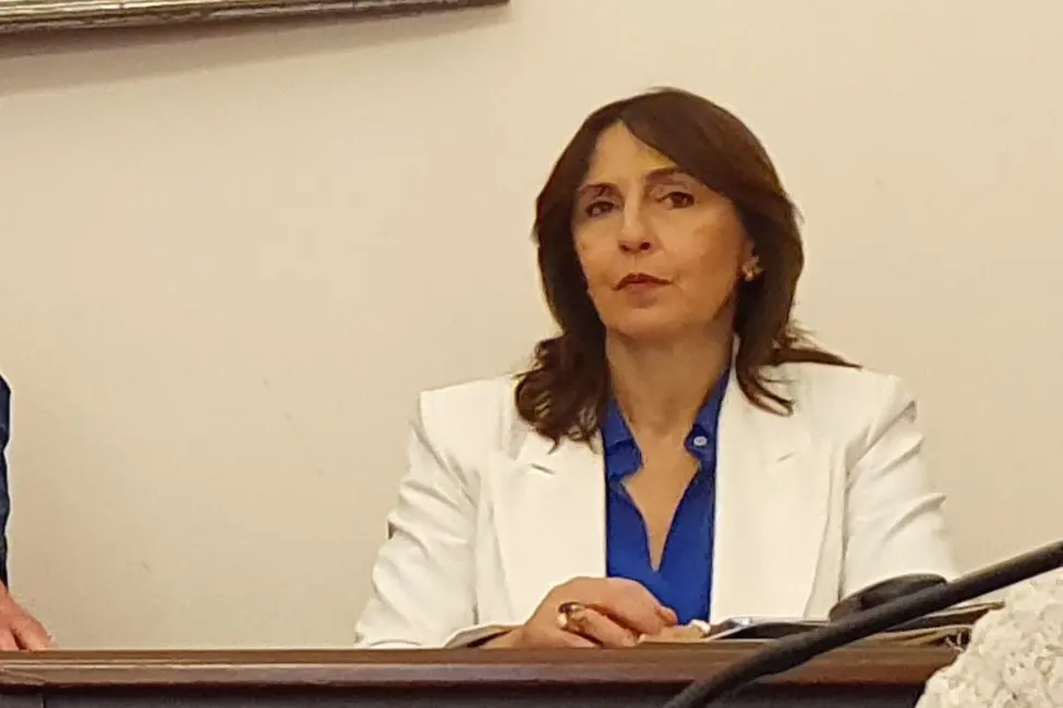 <p>Giovanna Solinas Salaris</p>\\n