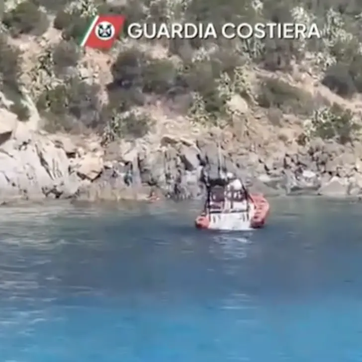 Cadaveri recuperati in mare, la vittima a Cala Regina è un 56enne di Cagliari