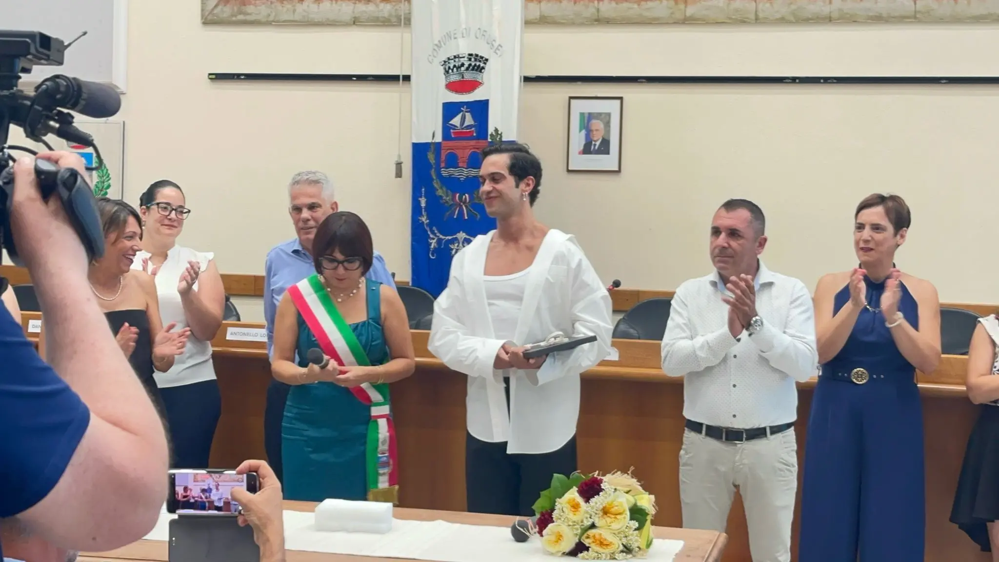 A Mahmood la cittadinanza onoraria di Orosei: \"Senza parole, siete la mia famiglia\"