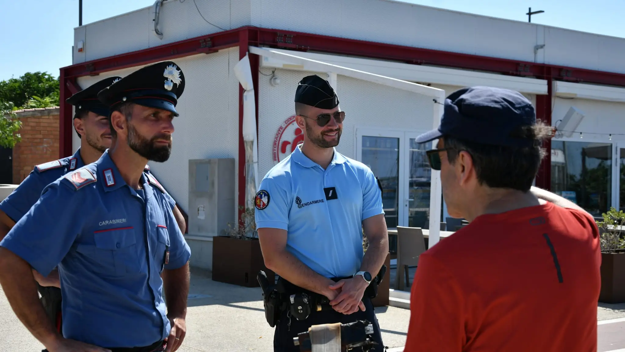 Sicurezza internazionale: Carabinieri e Gendarmeria insieme sulle spiagge del sud Sardegna