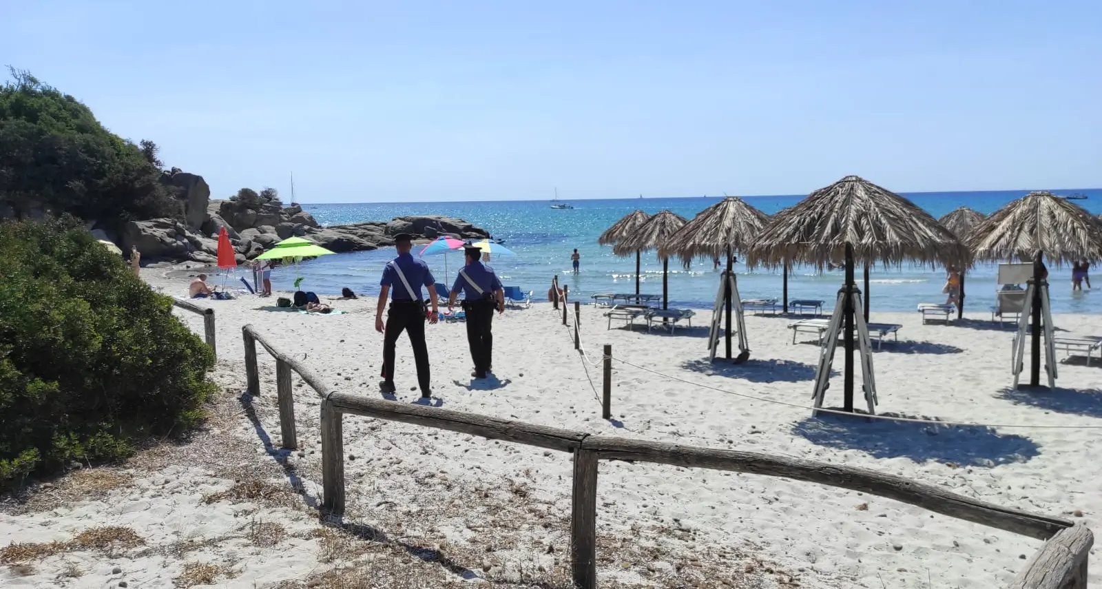 Macabro ritrovamento ad Arbus: mandibola umana sulla spiaggia a Torre dei Corsari