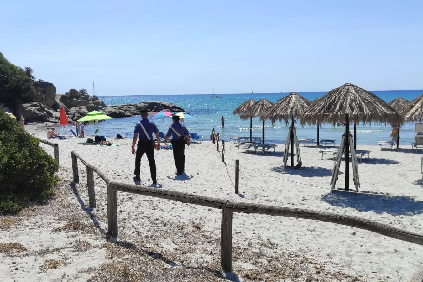 Macabro ritrovamento ad Arbus: mandibola umana sulla spiaggia a Torre dei Corsari