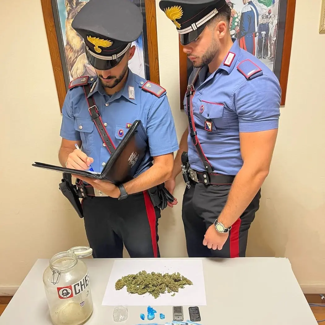 Operaio arrestato per spaccio a Quartu: sorpreso dai carabinieri con droga e contanti
