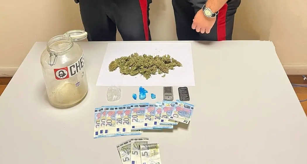 Operaio arrestato per spaccio a Quartu: sorpreso dai carabinieri con droga e contanti