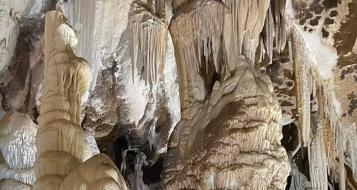 Iglesias, la Grotta Santa Barbara diventa monumento naturale